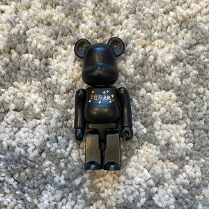 Mini black bearbrick